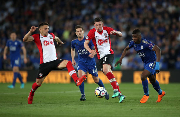 在现代足球 在现代足球