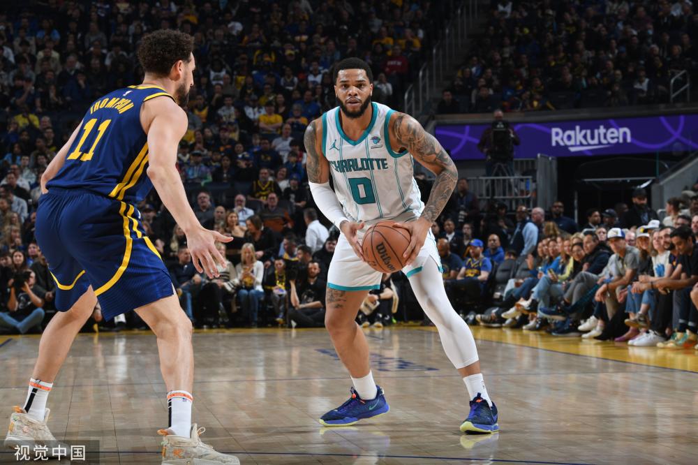 交媒体的扩 交媒体的扩