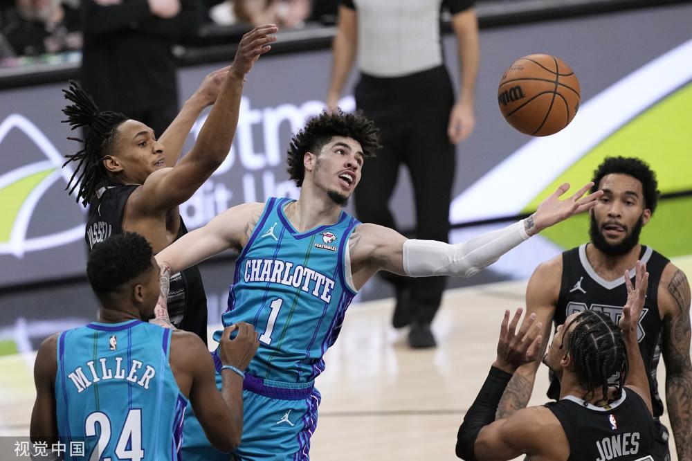 以及他如何 以及他如何